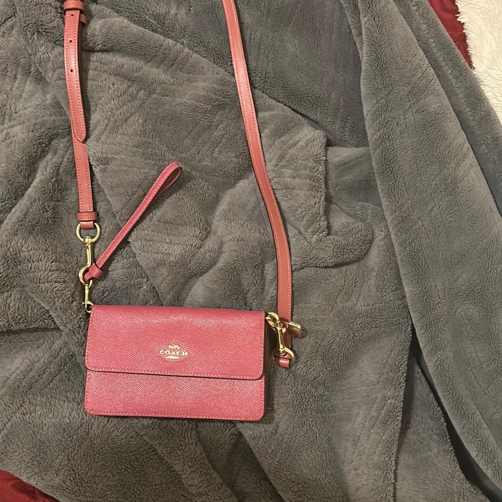 color : pink